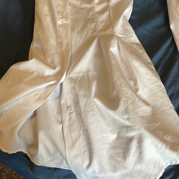 White corset button up dress - Picture 3 of 4